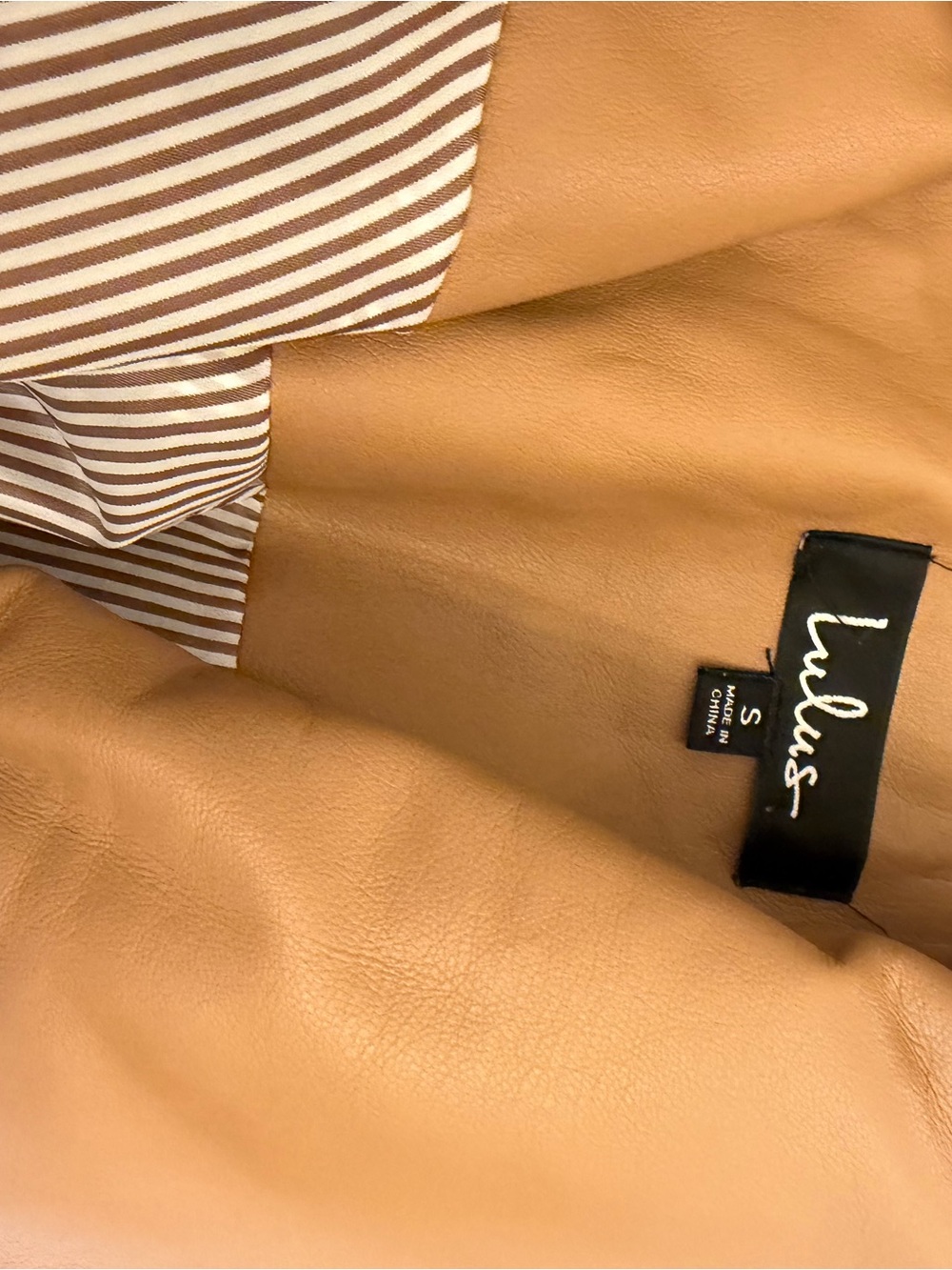 Lulu's Men's Camel Tan Puffer Jacket - Picture 2 of 2